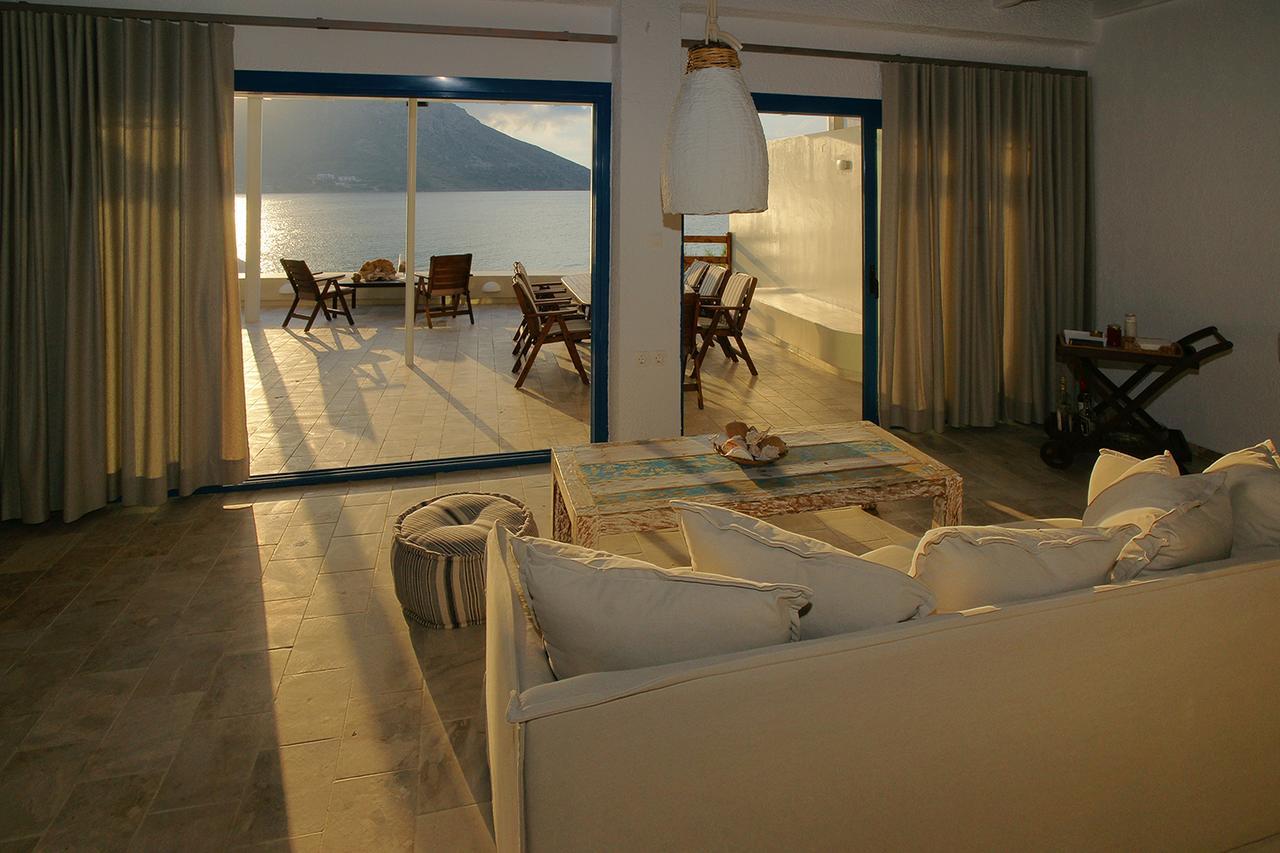 La Playa Boutique Apartments Myrties Extérieur photo