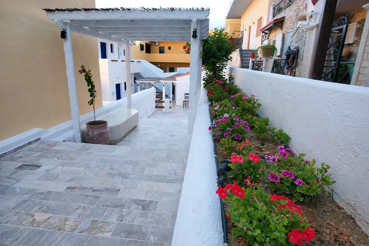 La Playa Boutique Apartments Myrties Extérieur photo