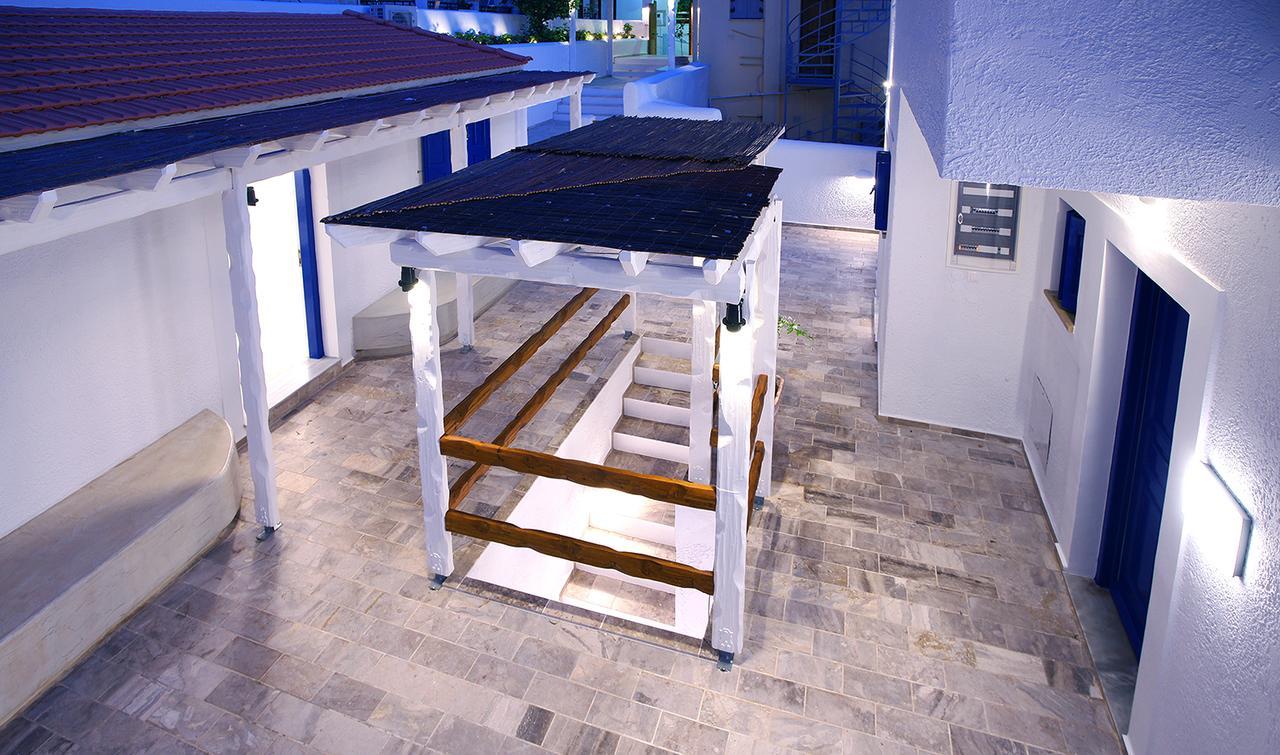 La Playa Boutique Apartments Myrties Extérieur photo