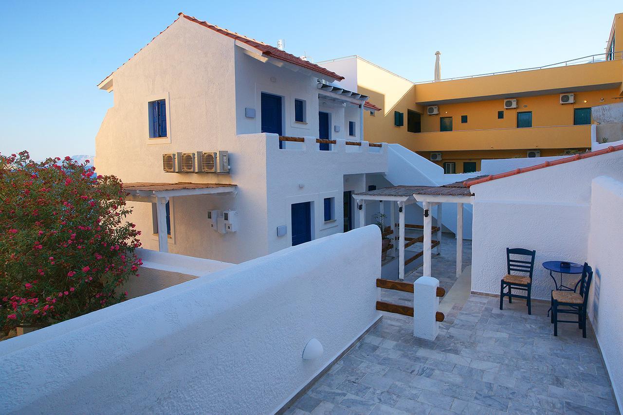 La Playa Boutique Apartments Myrties Extérieur photo