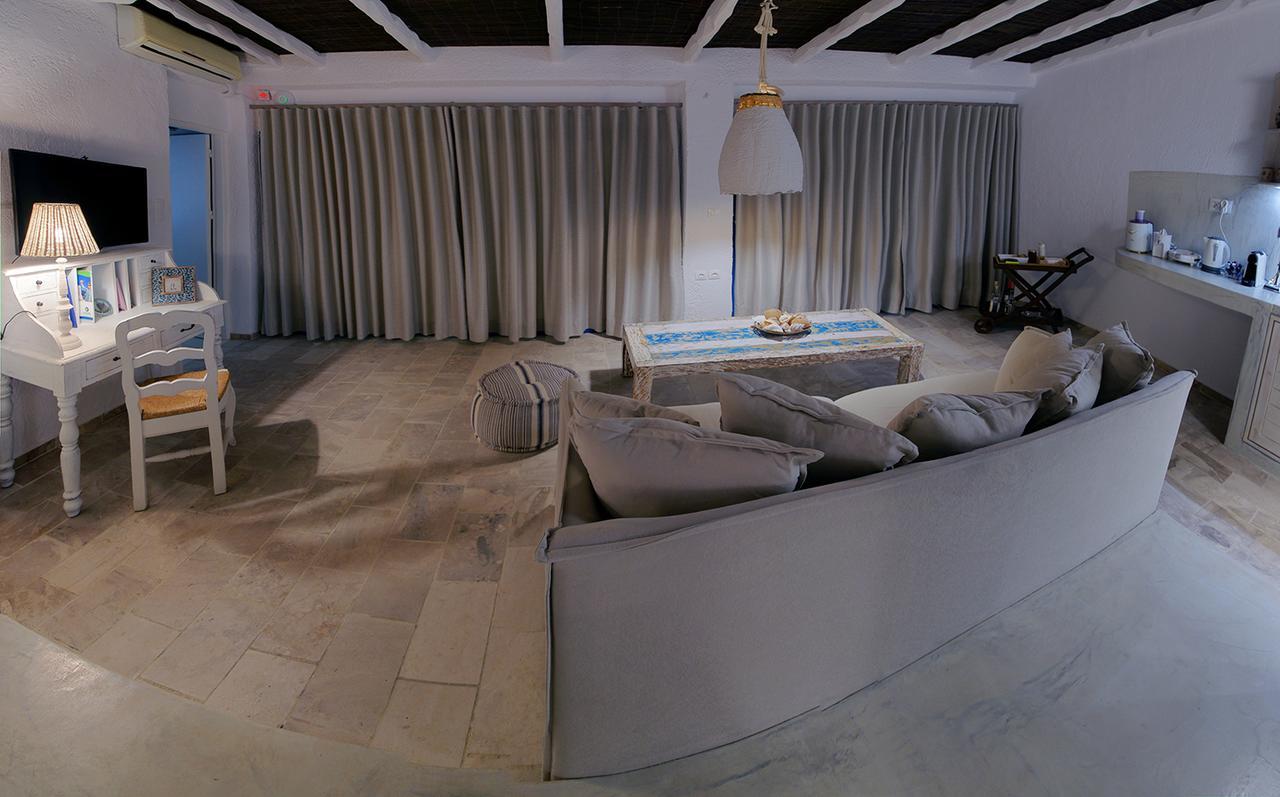 La Playa Boutique Apartments Myrties Extérieur photo